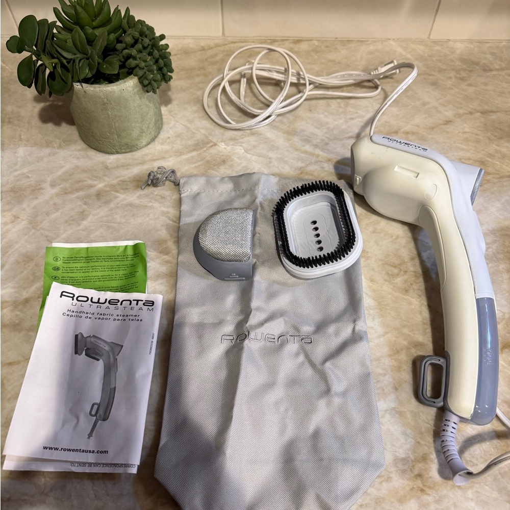 Rowenta Ultrasteam Handheld Garment Steamer - White/Gray - Picture 2 of 8